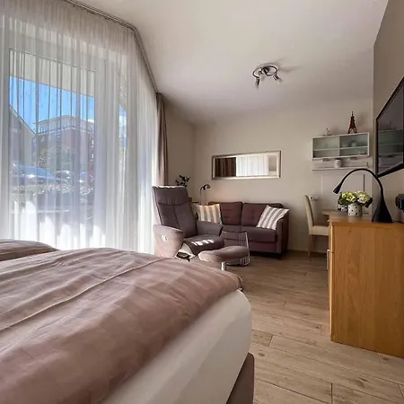 Ferienwohnung-15-mit-sonnenbalkon-residenz-meeresbrandung-duhnen Cuxhaven