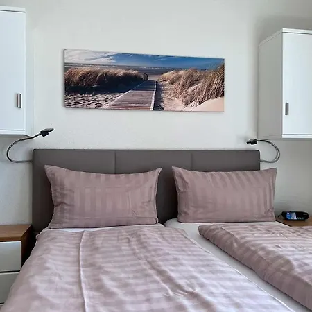 Ferienwohnung-15-mit-sonnenbalkon-residenz-meeresbrandung-duhnen Lejlighed *